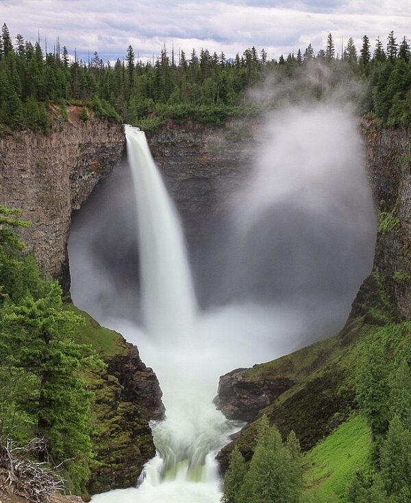 Helmcken Falls
